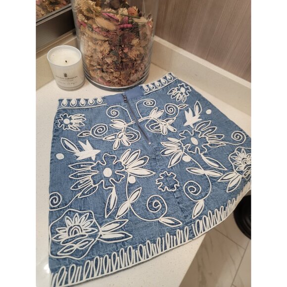 alice + olivia Riley Embroidered Skirt Size 2 Floral Romantic Boho - Picture 3 of 9